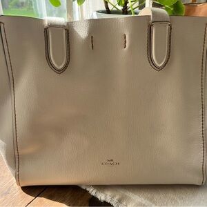 Coach tote-GUC and so cute!